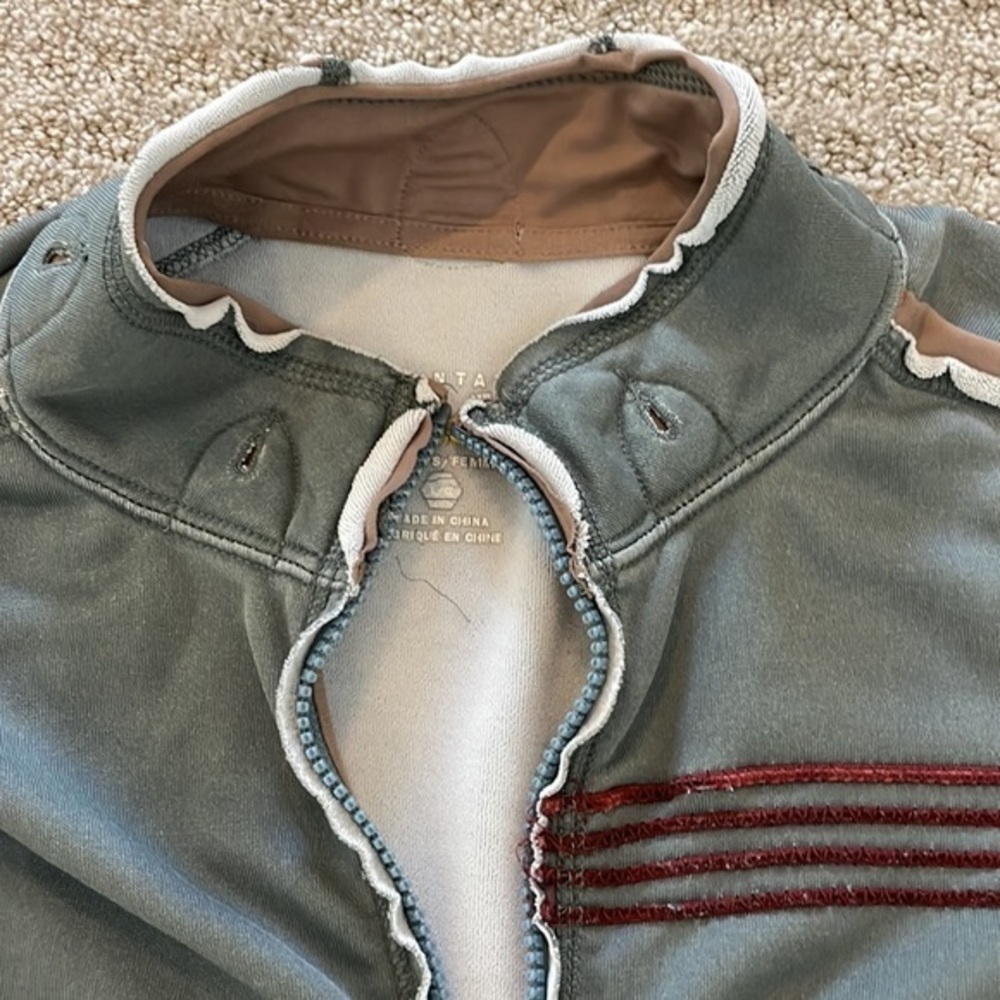 Mountain HardWear Raw Hem Distressed Zip Up Mock Collar Jacket - Picture 6 of 9